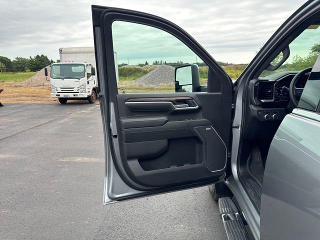 2025 Gmc Sierra 3500 HD SLT photo 9