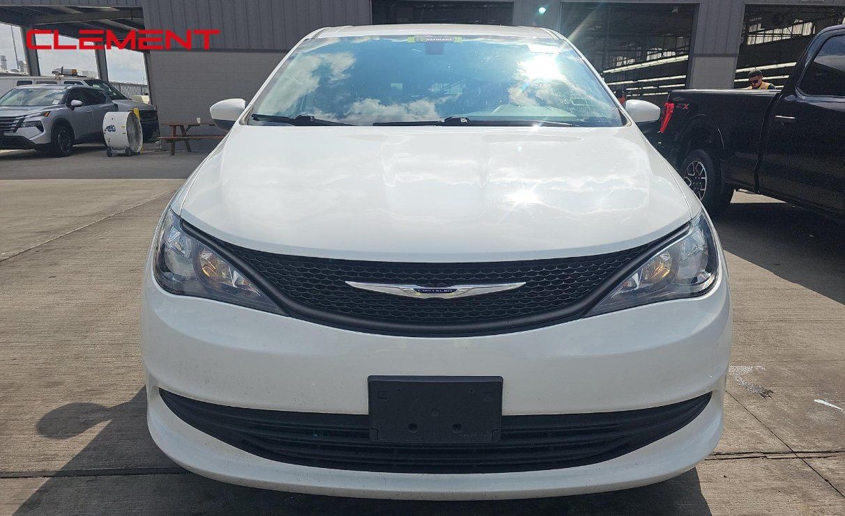 Certified 2020 Chrysler Voyager L with VIN 2C4RC1AG6LR236145 for sale in Florissant, MO