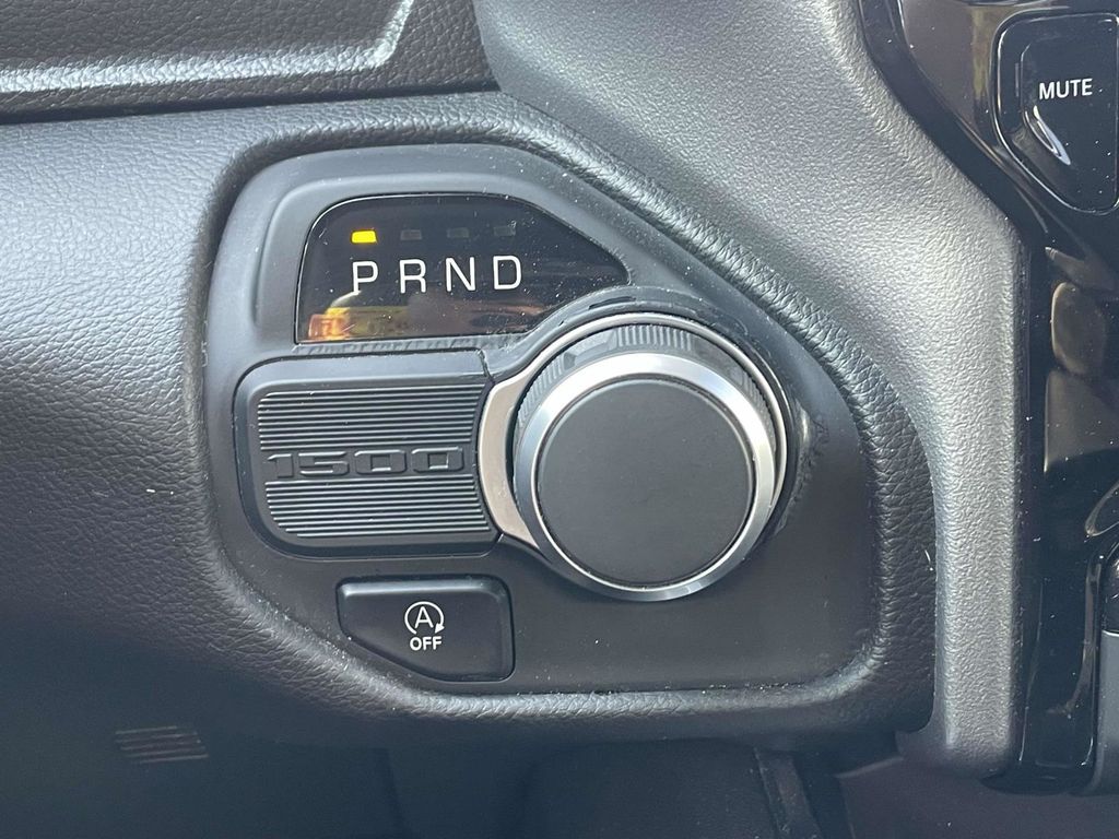 2025 Ram 1500 Big Horn Lone Star photo 33
