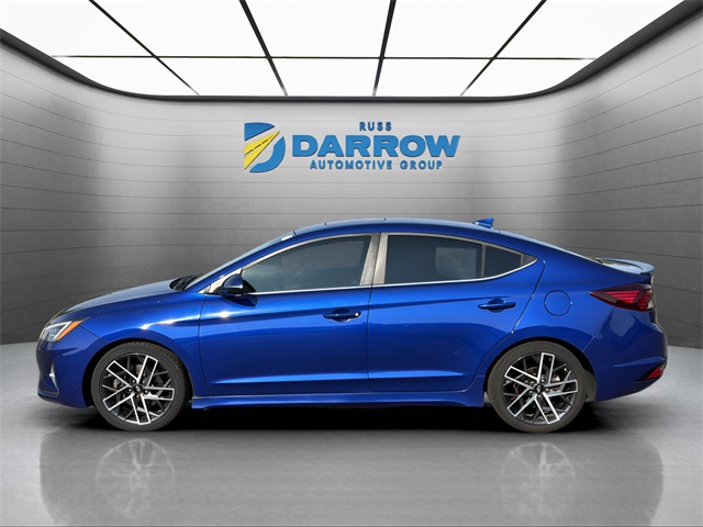 2020 Hyundai Elantra Sport photo 2