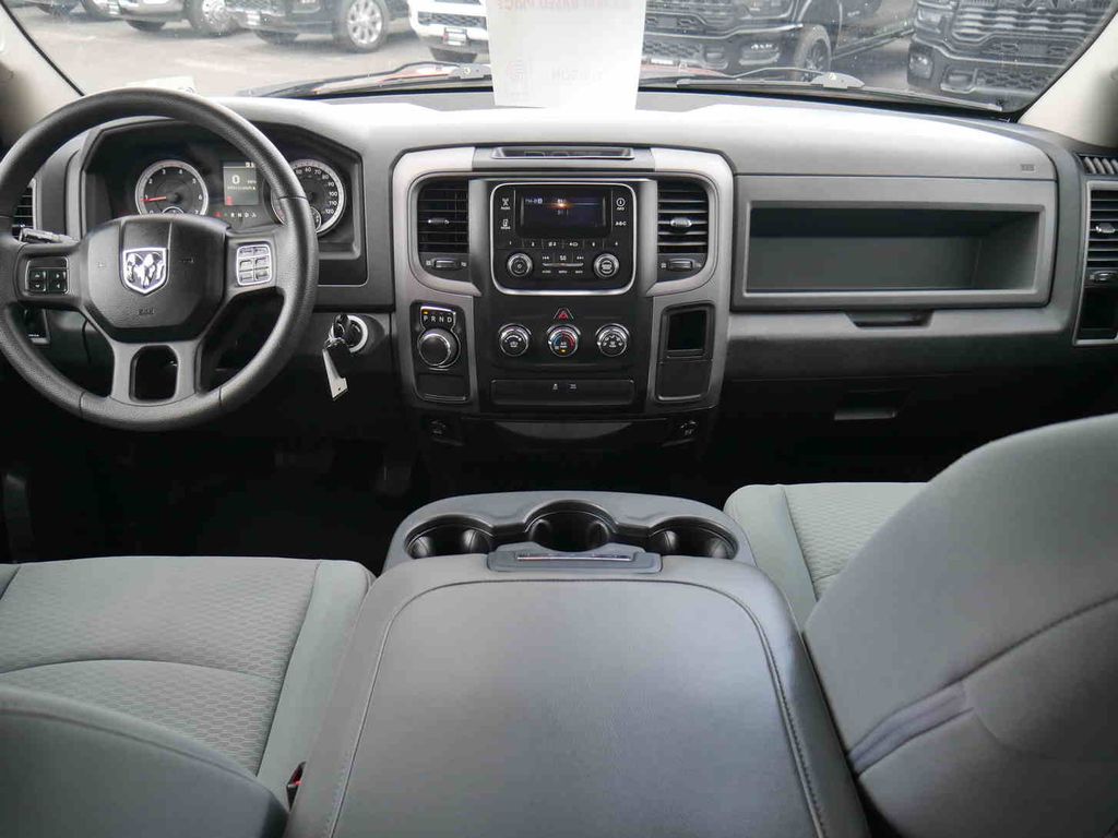 2013 Ram 1500 Tradesman photo 4