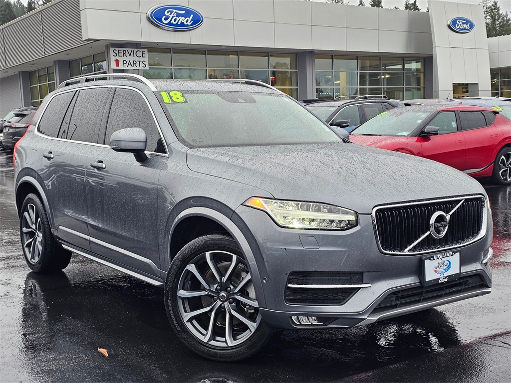 2018 Volvo XC90 Momentum's photo