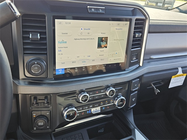 2026 Ford F-250 photo 18