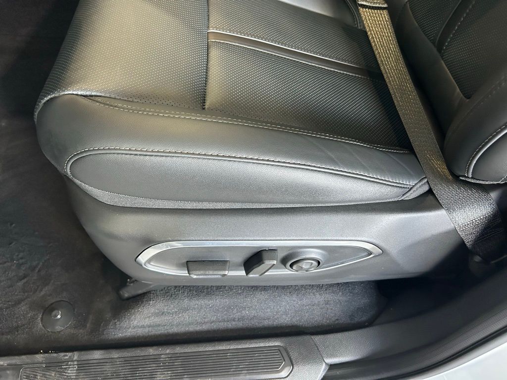 2024 Jeep Wagoneer Base photo 36