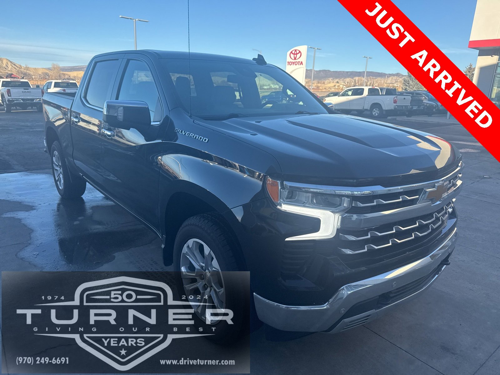 2023 Chevrolet Silverado 1500 LTZ's photo