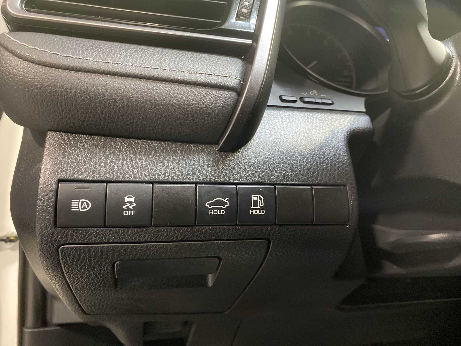 2022 Toyota Camry SE photo 22