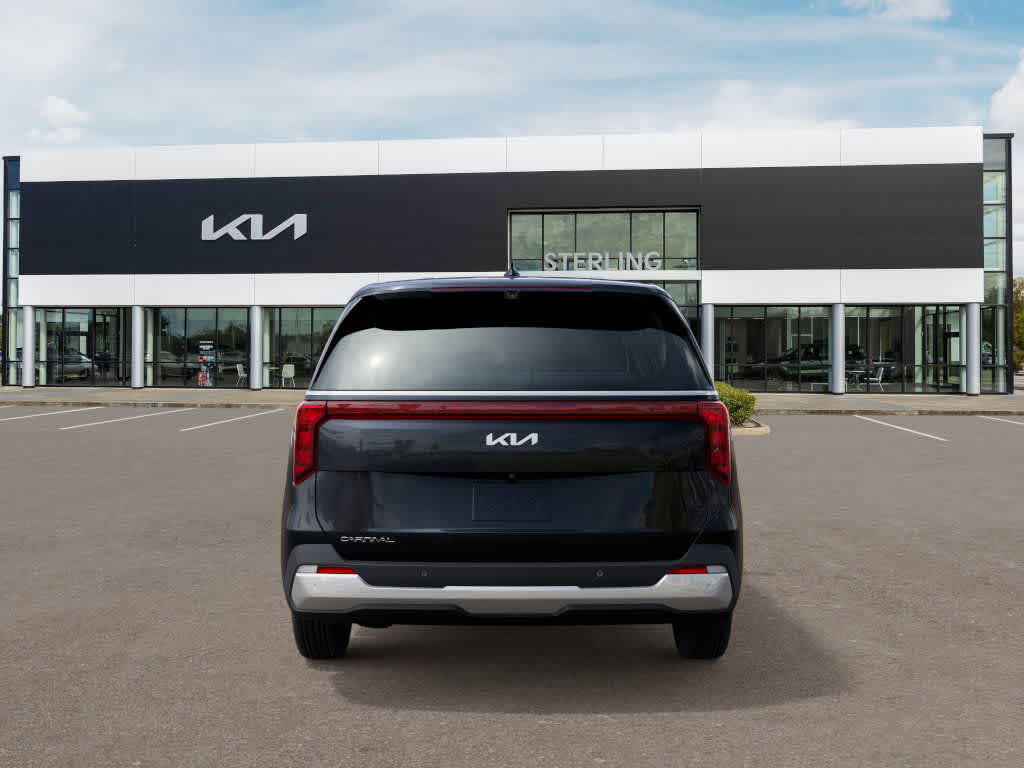 2026 Kia Carnival LXS photo 5