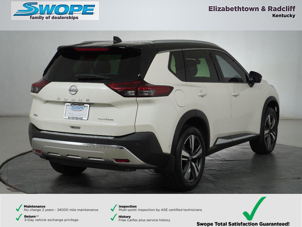2023 Nissan Rogue Platinum photo 3