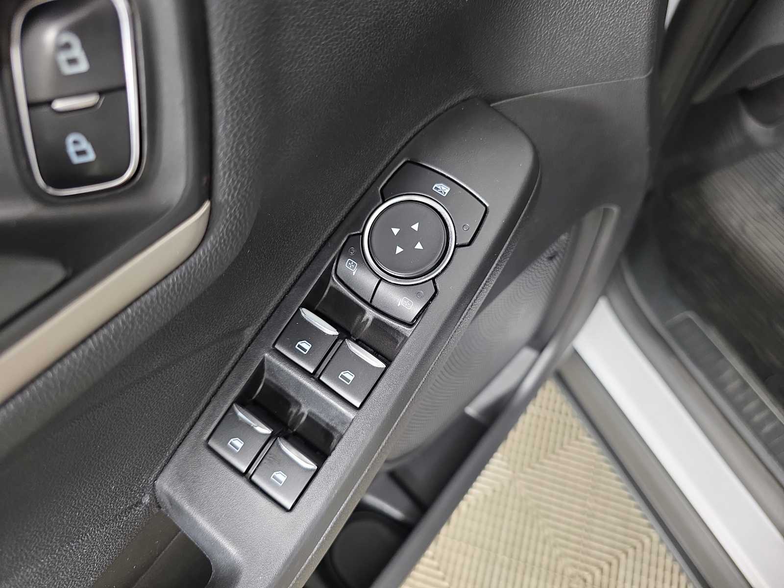 2022 Ford Escape SE photo 23