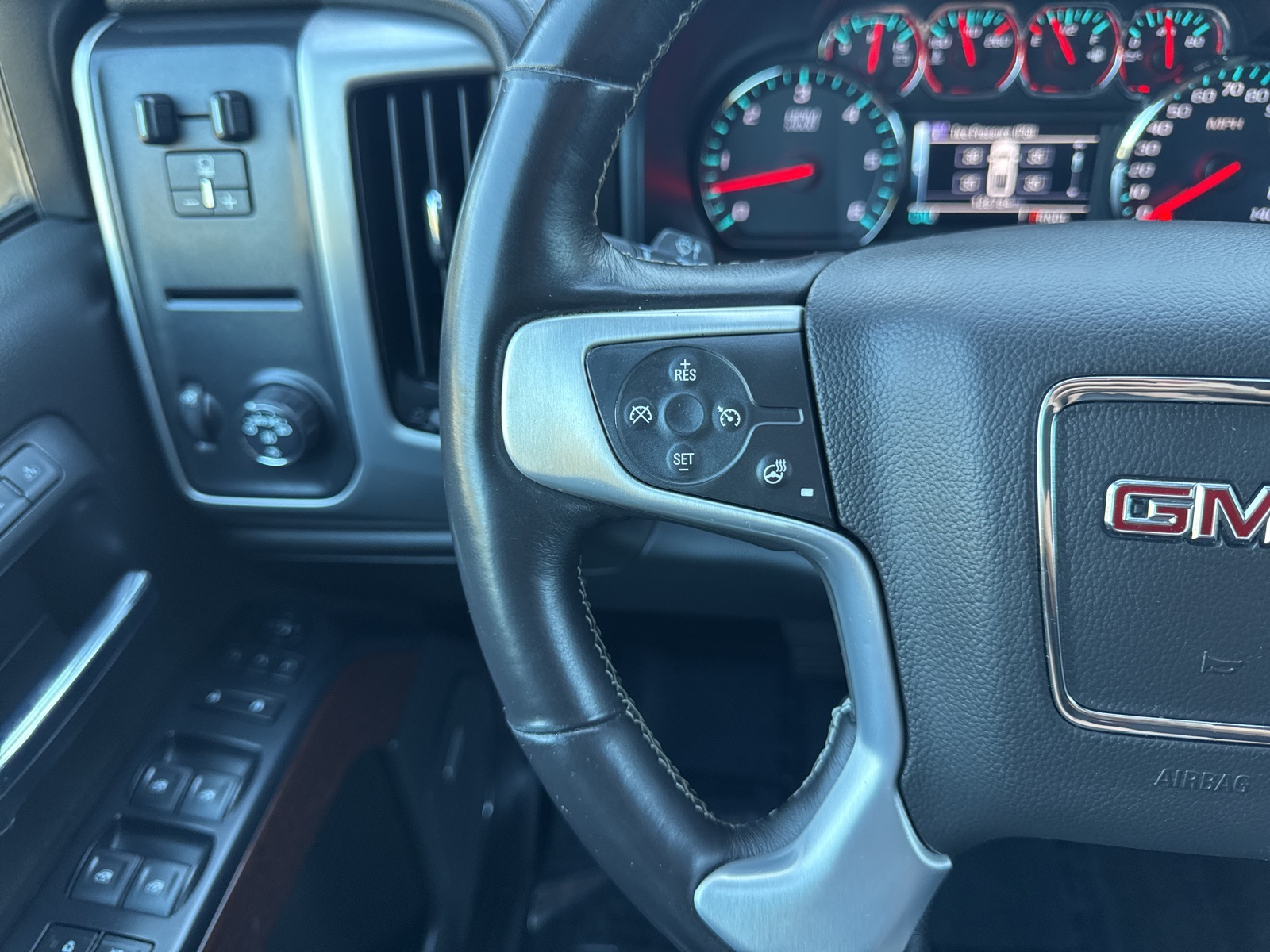 2018 Gmc Sierra 1500 SLT photo 29