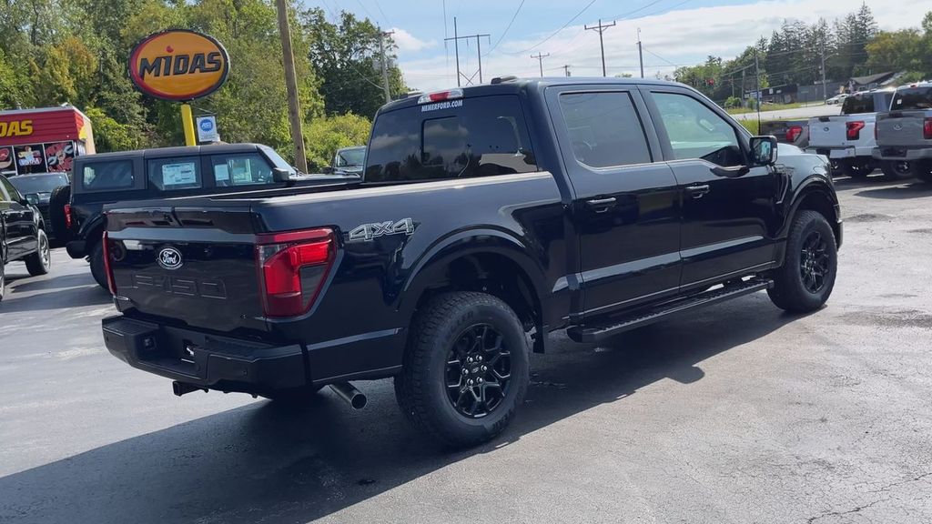 2025 Ford F-150 XLT photo 3