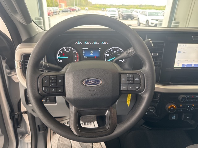 2025 Ford F-350 XL photo 18