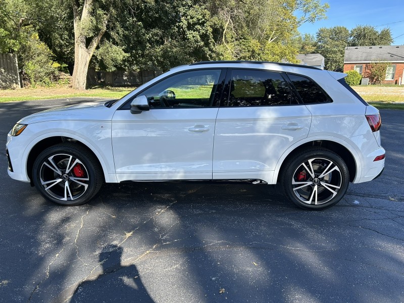 2025 Audi Q5 S line Premium Plus photo 4