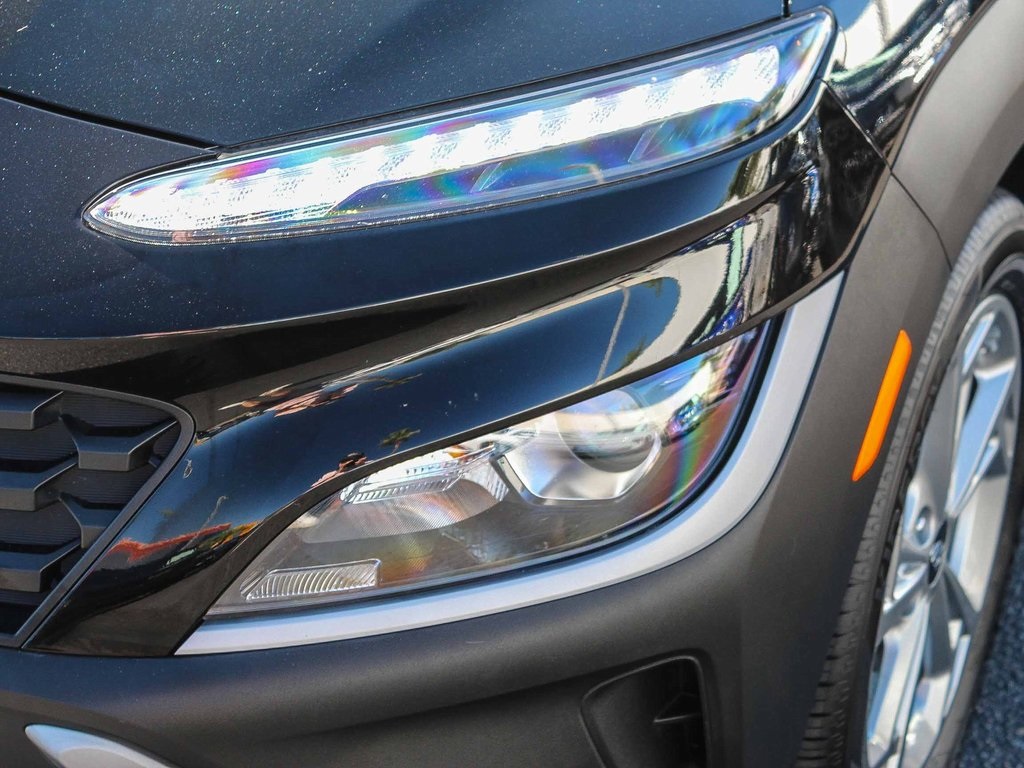 2023 Hyundai Kona SEL photo 3
