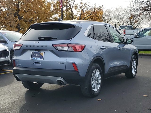 2022 Ford Escape SE photo 4