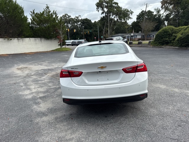2024 Chevrolet Malibu LS photo 4