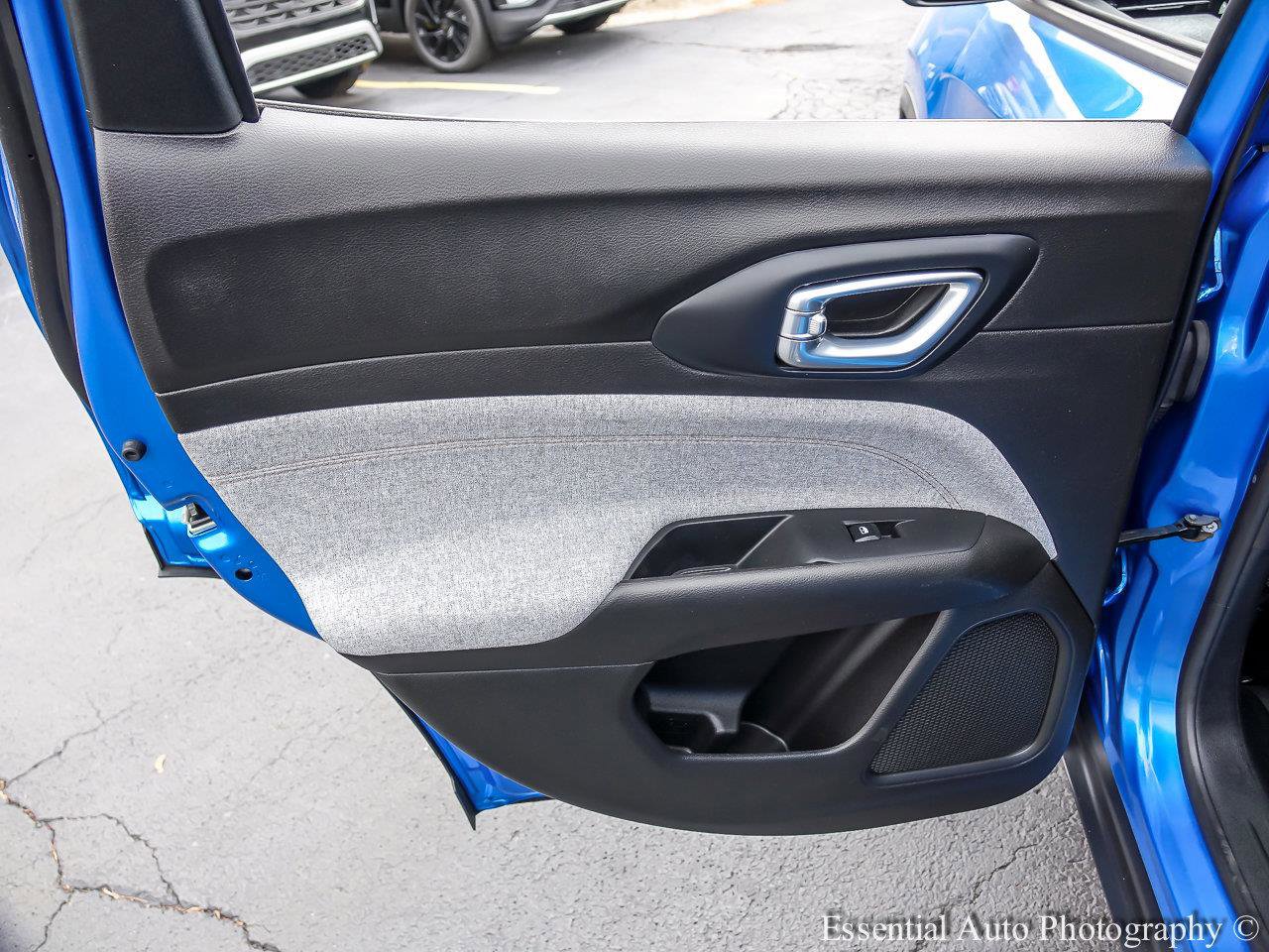 2024 JEEP COMPASS - Image 17