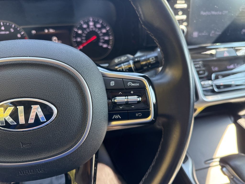 2021 Kia Sorento S photo 23