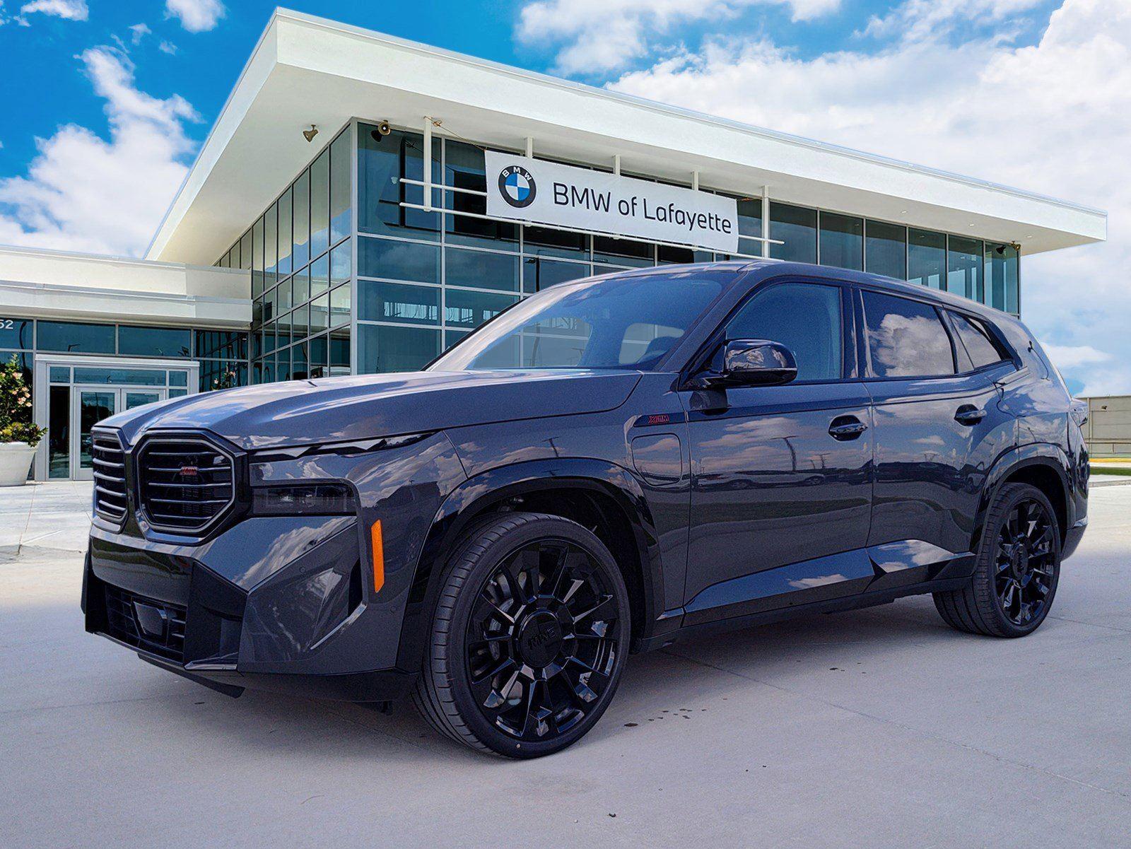 2026 BMW XM Base's photo