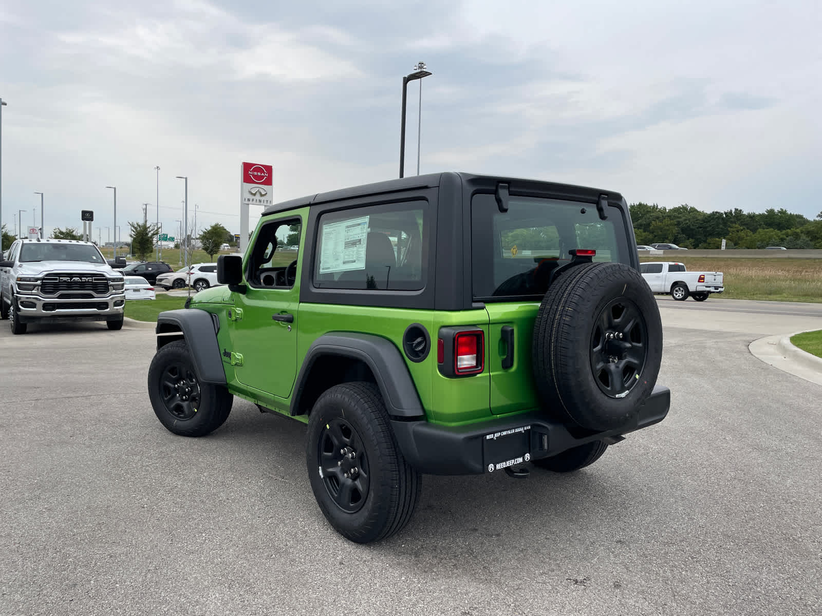 2025 Jeep Wrangler Sport photo 7