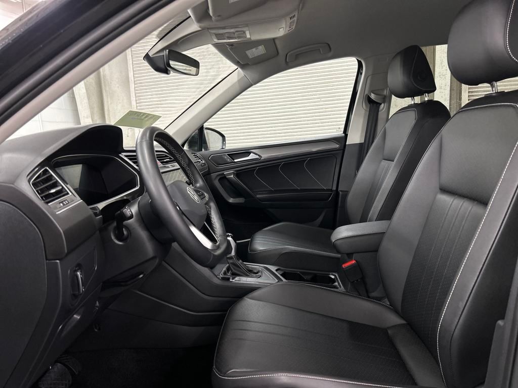 2024 Volkswagen Tiguan SE Wolfsburg Edition photo 4