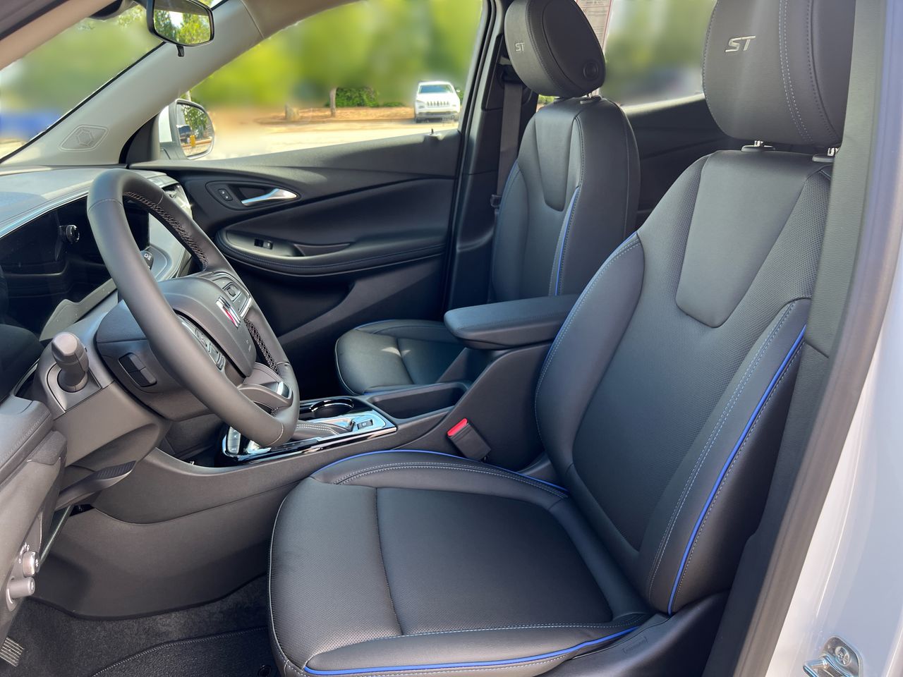 2026 Buick Encore GX Sport Touring photo 26
