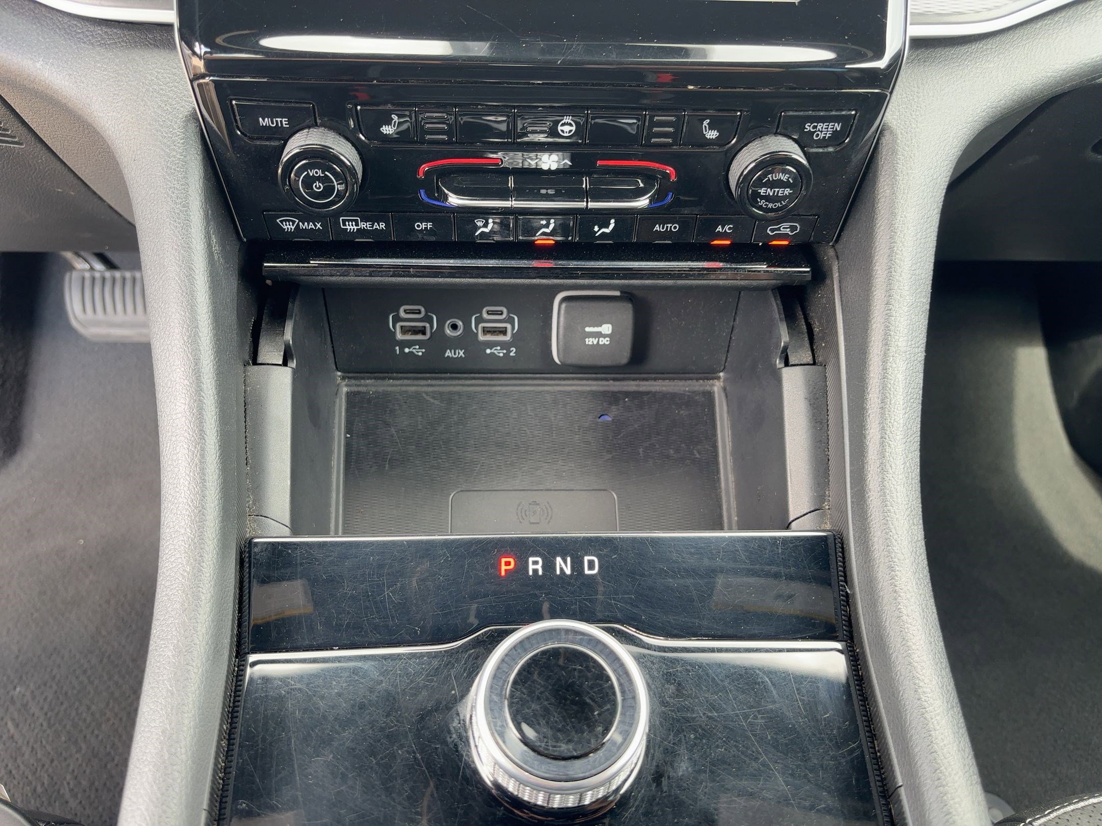2024 Jeep Grand Cherokee Altitude photo 13