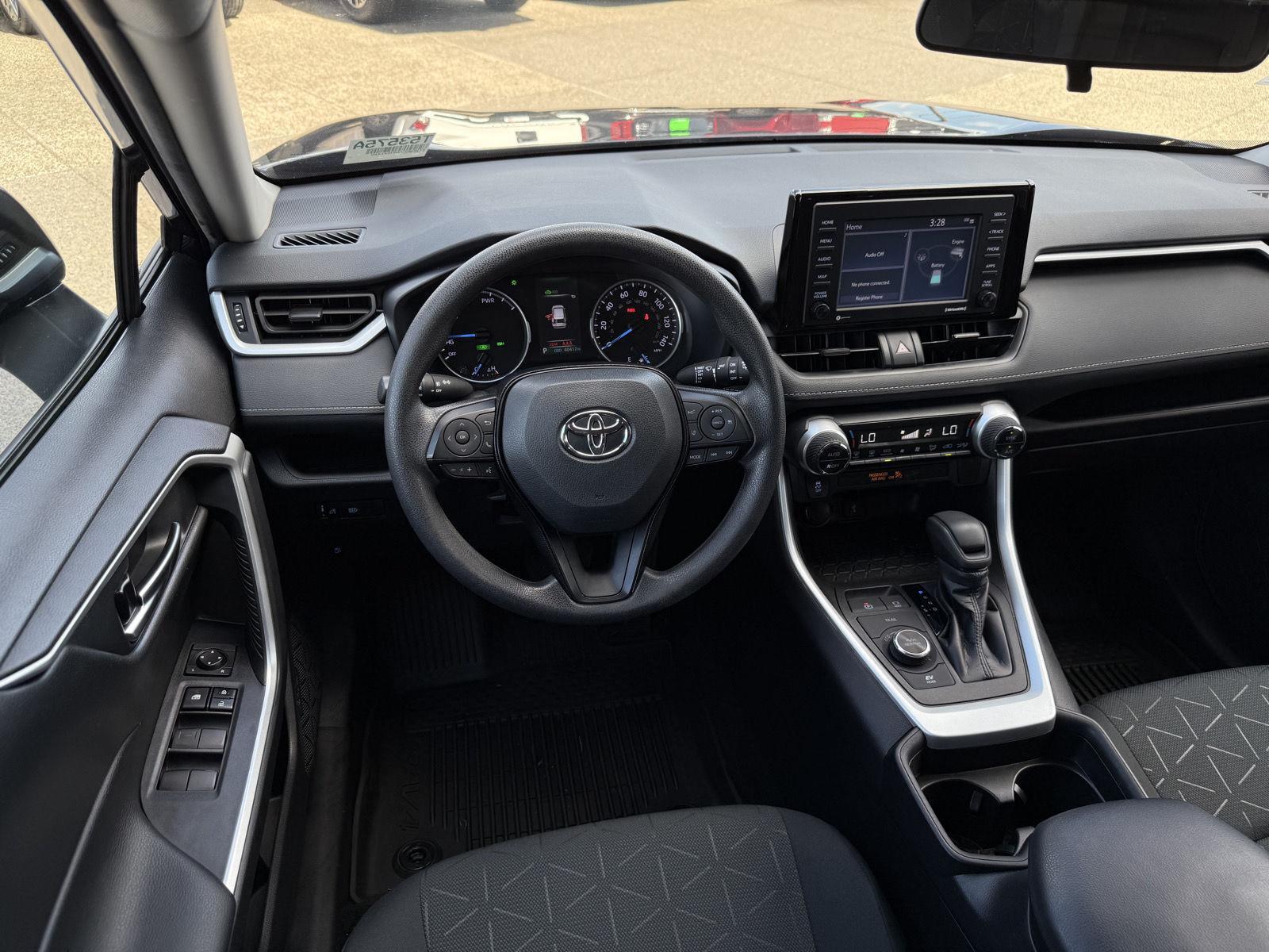 2021 Toyota RAV4 Hybrid XLE photo 13