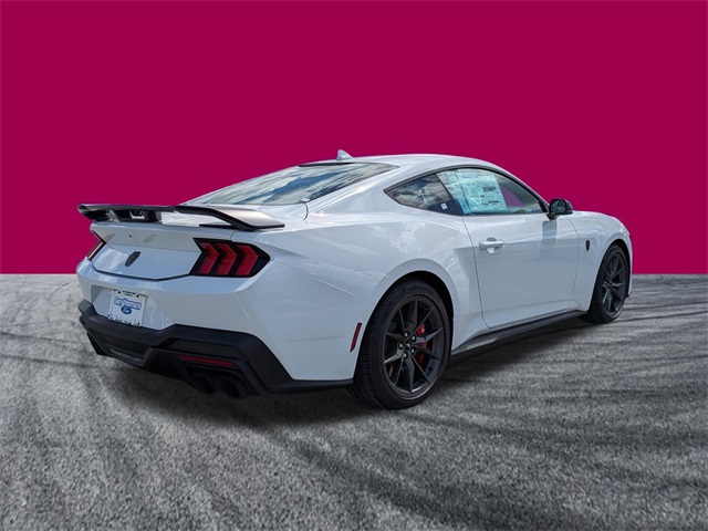 2025 Ford Mustang Dark Horse Premium photo 4