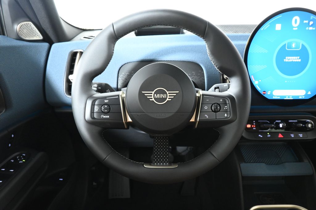 2025 Mini Countryman S ALL4 Iconic photo 13