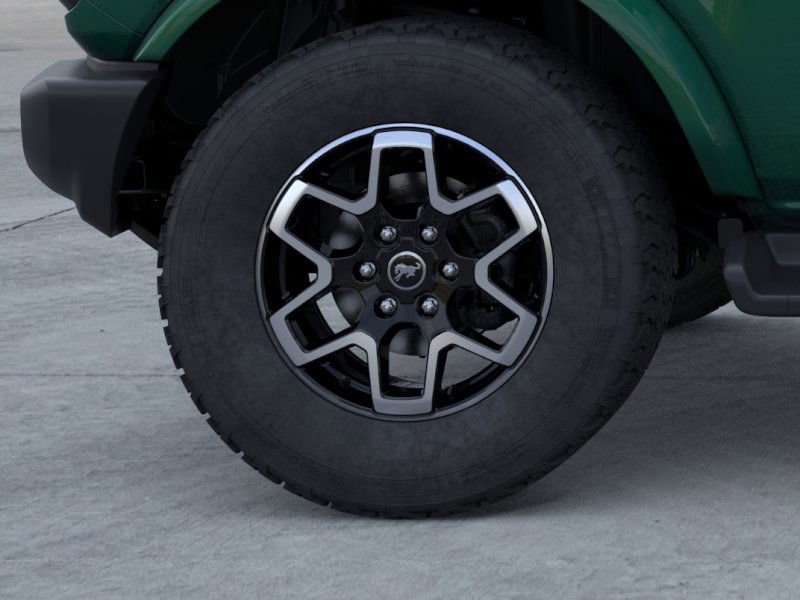 2025 Ford Bronco Outer Banks photo 21