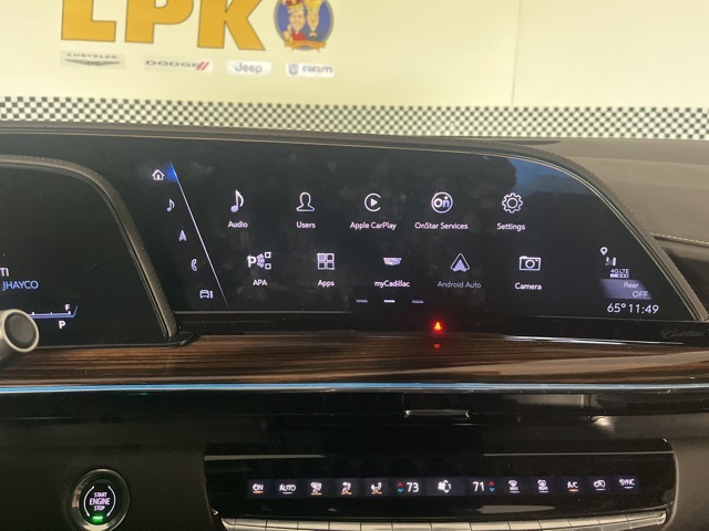 2023 Cadillac Escalade Premium Luxury photo 4