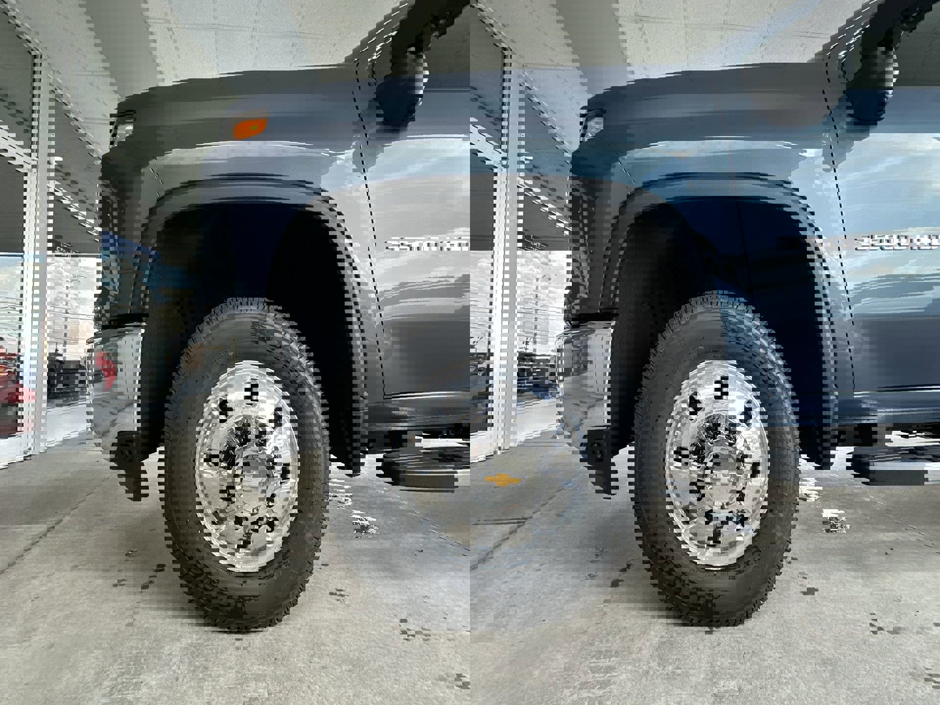 2025 Chevrolet Silverado 3500HD LT photo 29