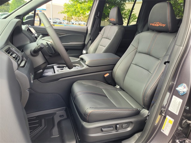 2025 Honda Ridgeline TrailSport photo 4