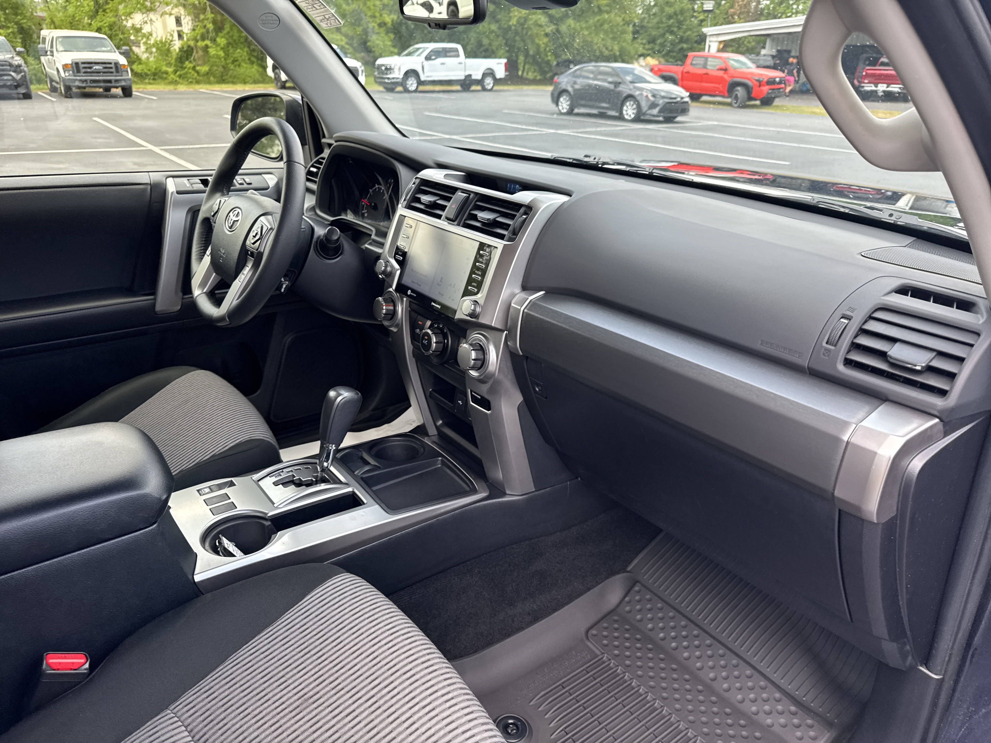 2024 Toyota 4Runner SR5 photo 19