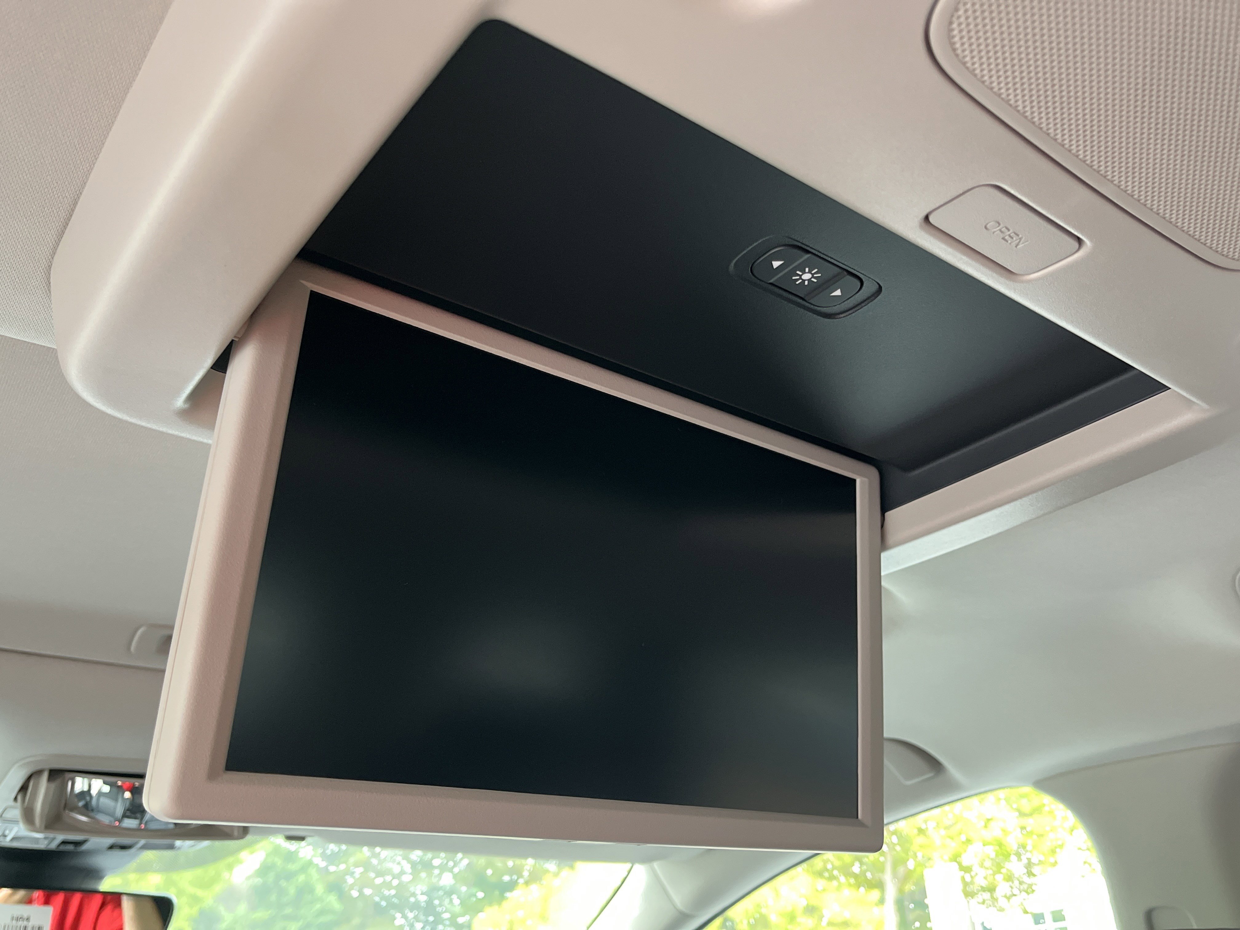 2026 Honda Odyssey Elite photo 6