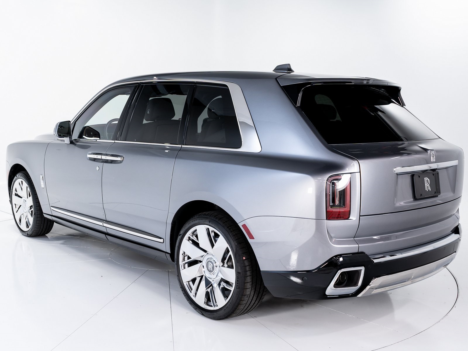 2026 Rolls Royce Cullinan RR photo 3