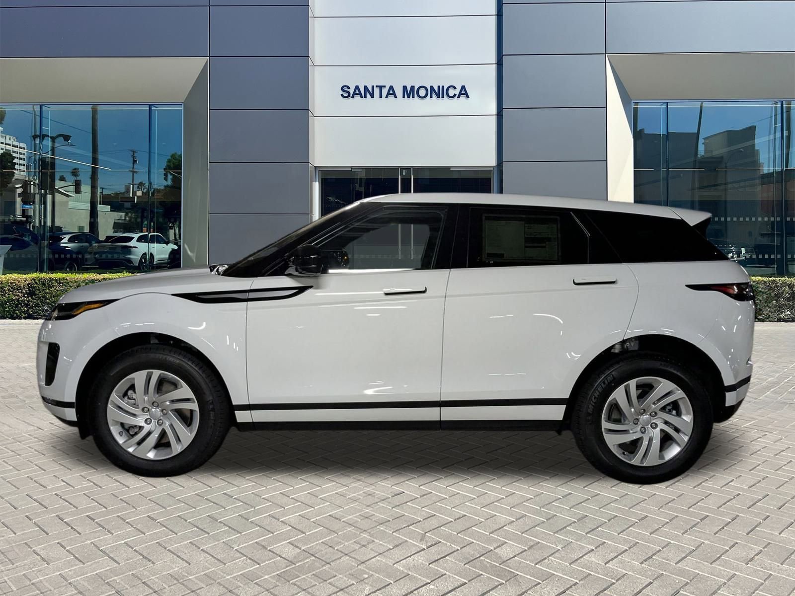 2026 Land Rover Range Rover Evoque S photo 5