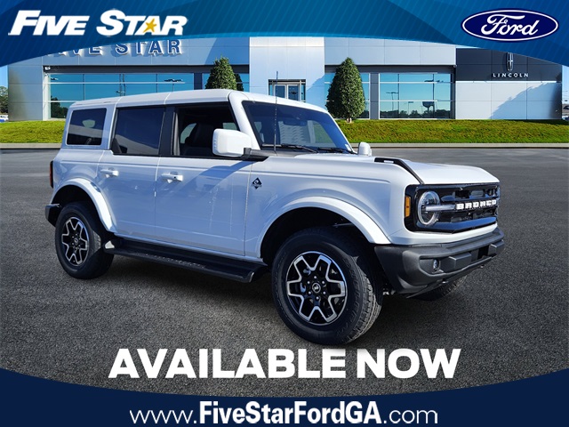 2025 Ford Bronco 4-Door Outer Banks's photo