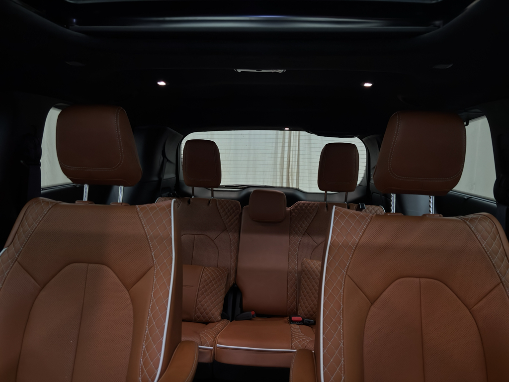 2026 Chrysler Pacifica Pinnacle photo 19
