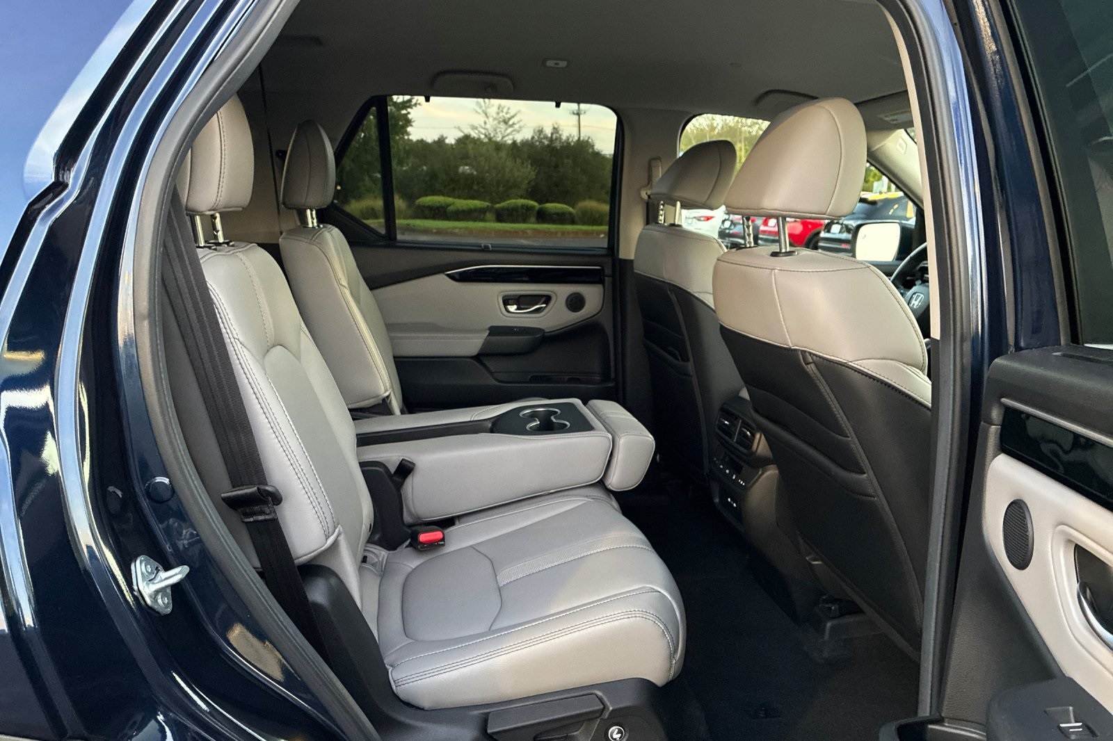 2025 Honda Pilot EX-L photo 16