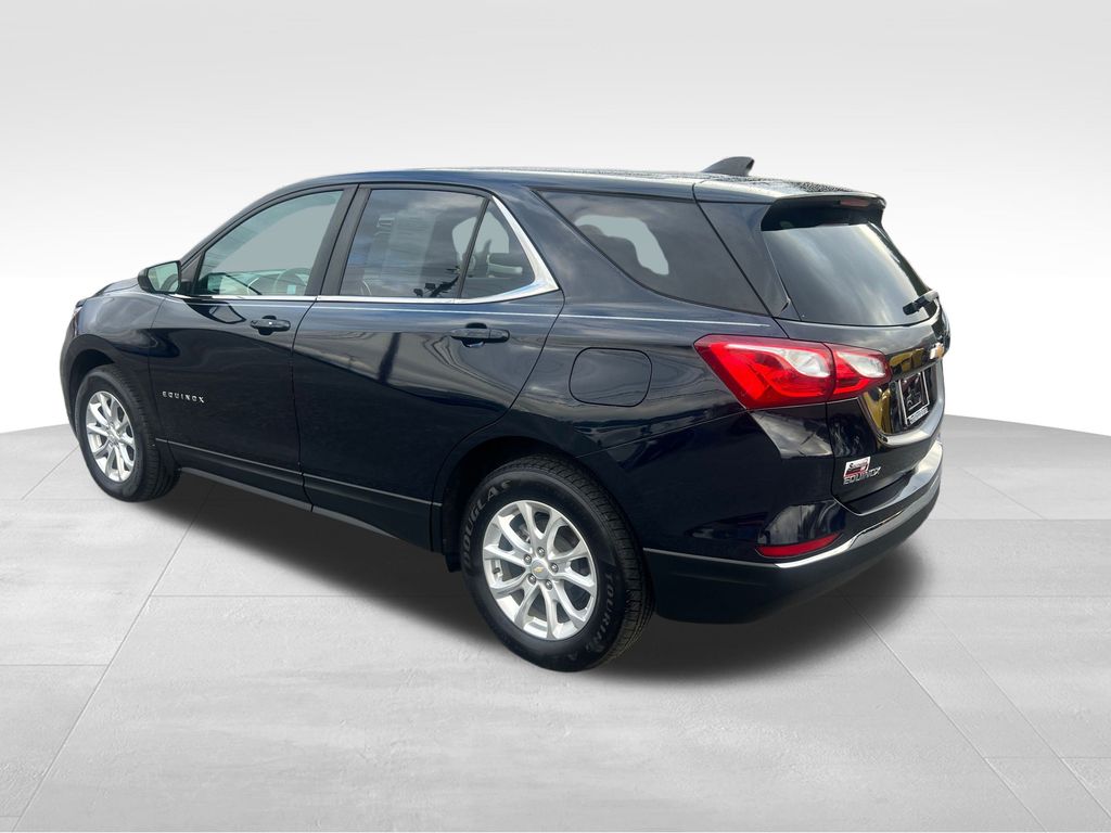 2021 Chevrolet Equinox LT photo 3