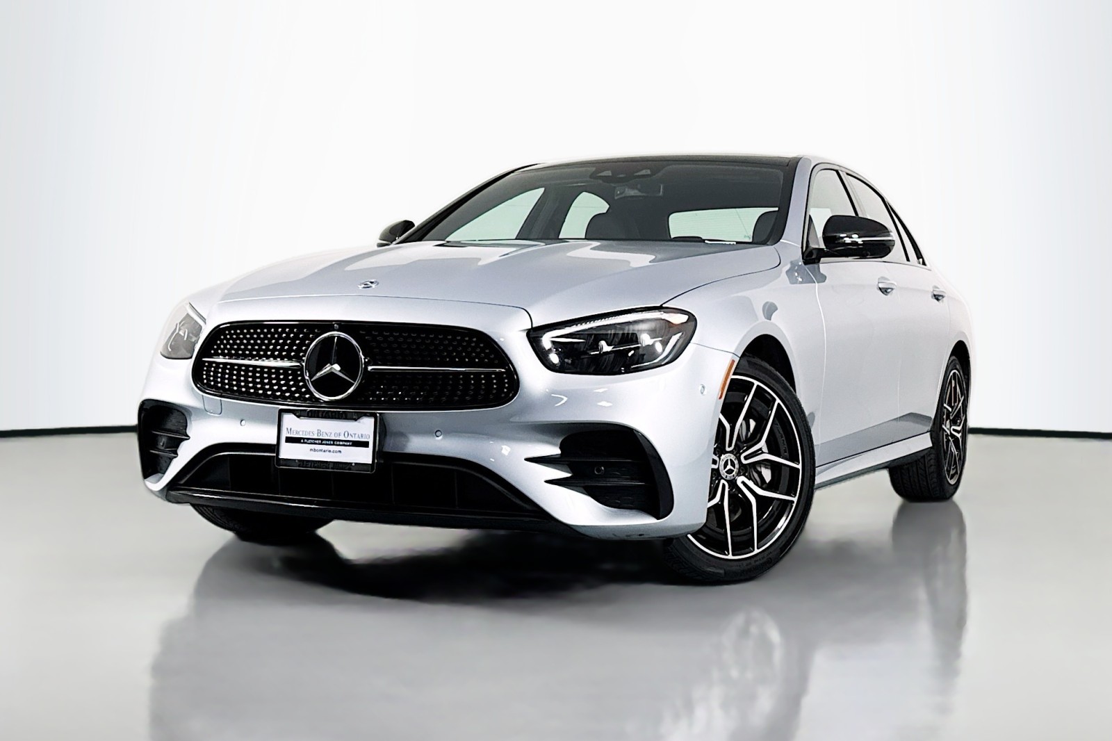 2023 Mercedes-Benz E-Class E350's photo