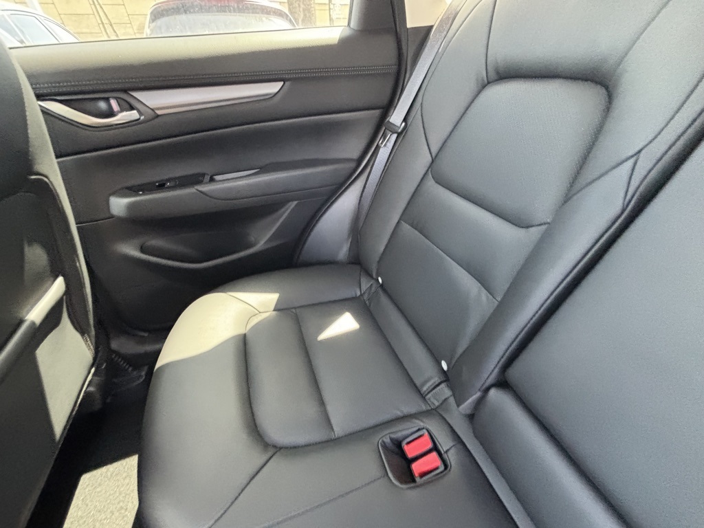 2025 Mazda CX-5 2.5 Select photo 18