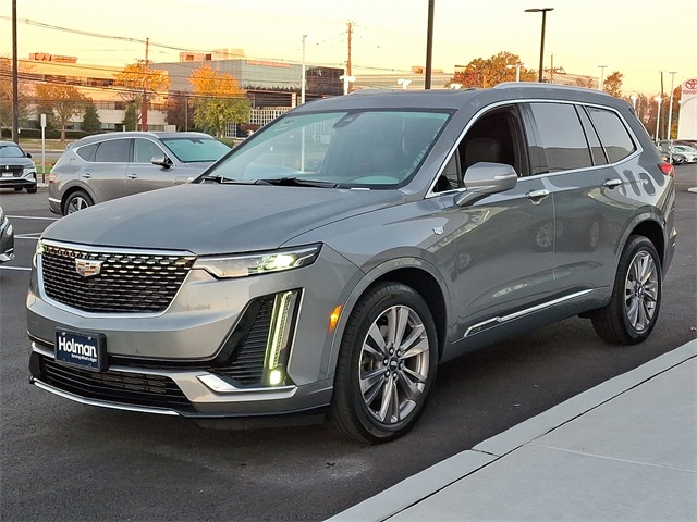 2023 Cadillac XT6 Premium Luxury photo 3