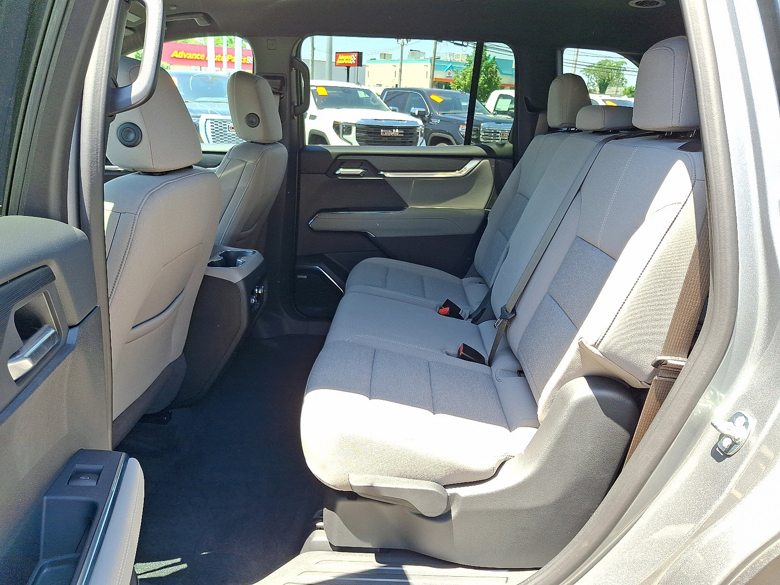 2025 Gmc Acadia Elevation photo 3