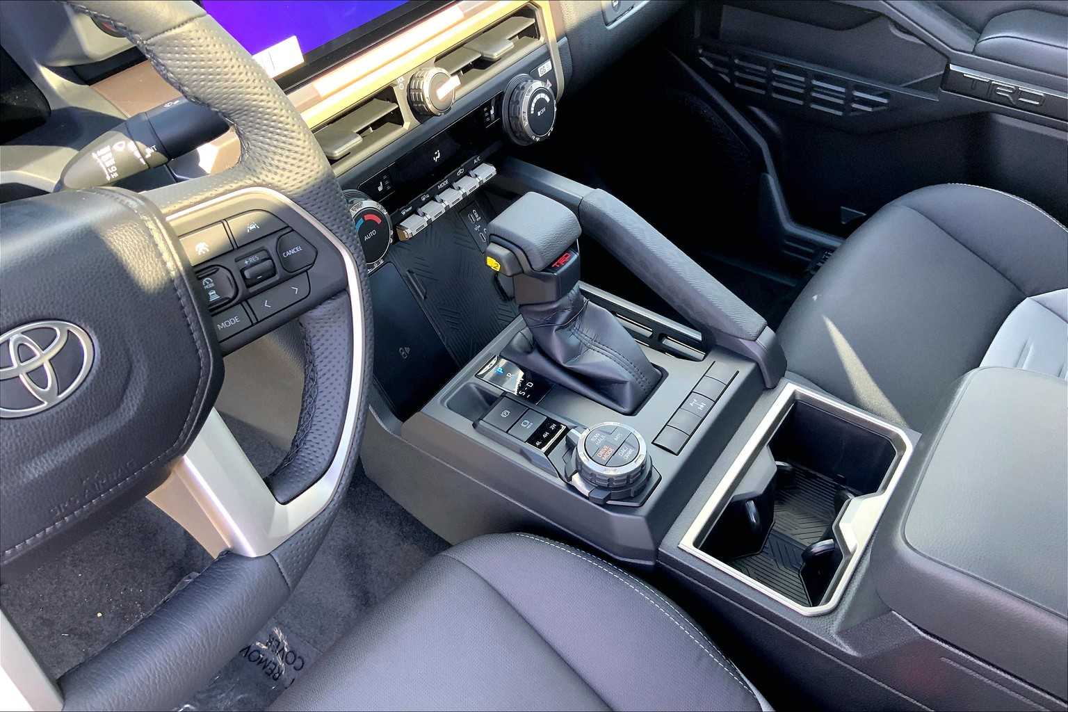 2025 Toyota Tacoma TRD Off-Road 4x4 Double Cab photo 7