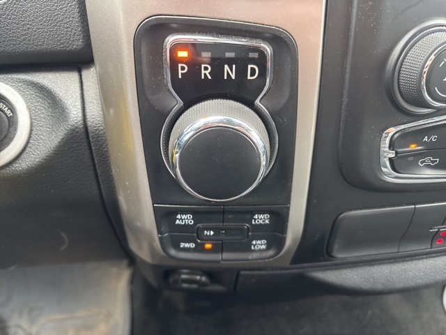 2016 Ram 1500 Big Horn photo 17
