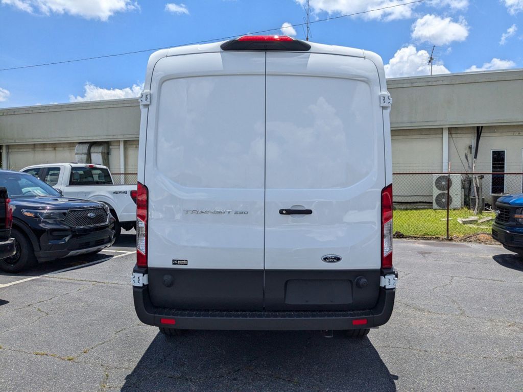 2025 Ford Transit photo 5