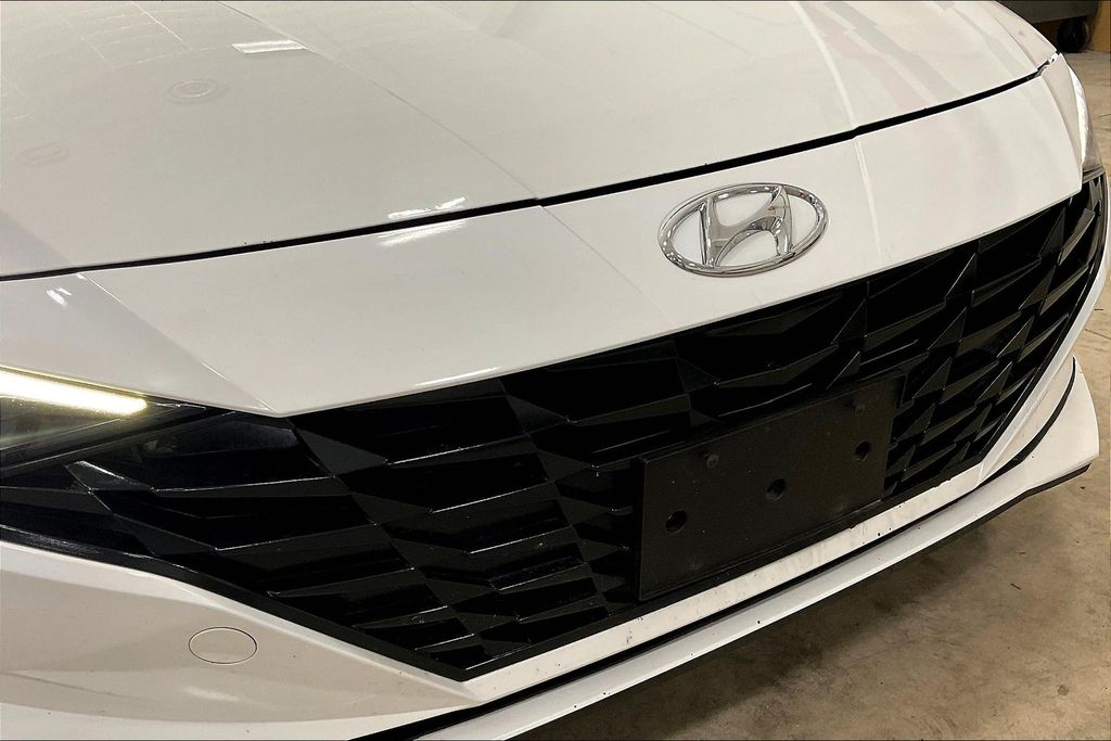 2023 Hyundai Elantra Hybrid Limited photo 25